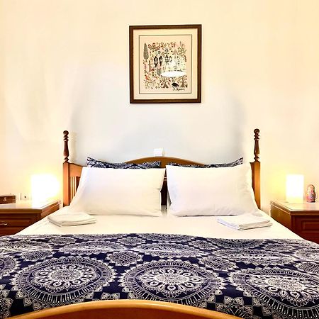 Aggelos And Thisbe Chania Suburbs Sea View Guest House Chrissi Akti Chania Exterior foto
