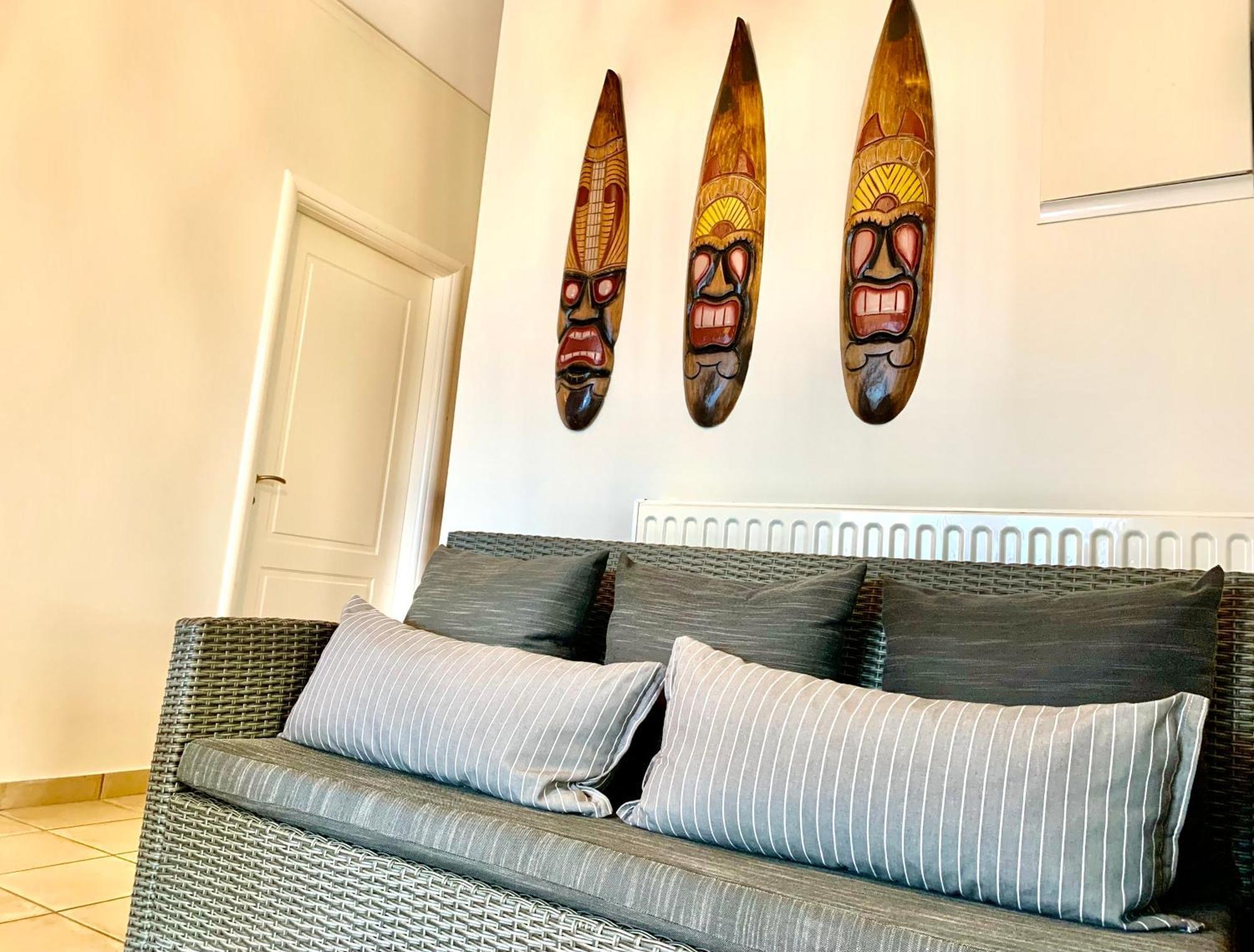 Aggelos And Thisbe Chania Suburbs Sea View Guest House Chrissi Akti Chania Exterior foto